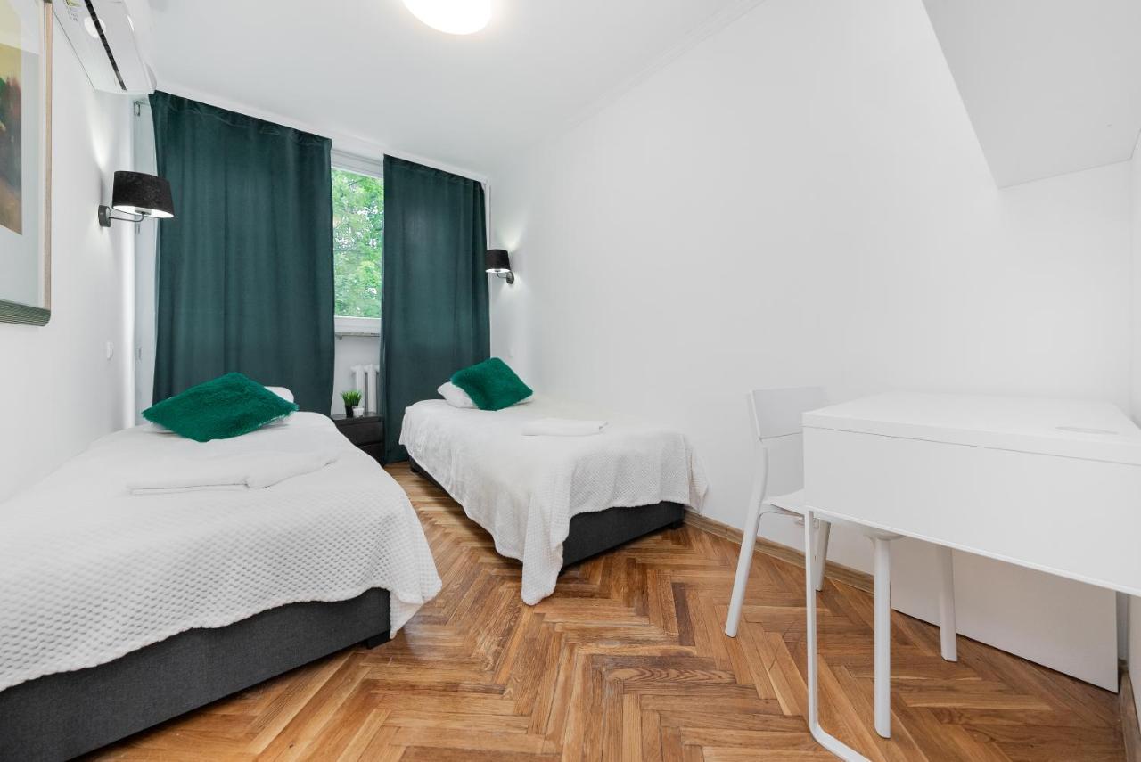 Unitapartaments Short Rent In By Metro Station Rondo Onz With 3bedrooms 23 Lägenhet *