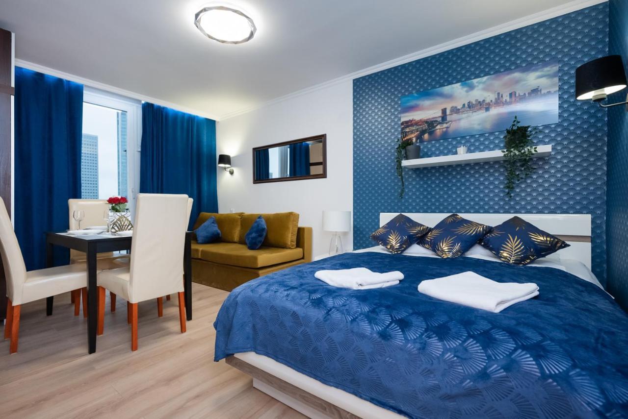 Lägenhet Unitapartaments Short Rent In By Metro Station Rondo Onz With 3bedrooms 23 Warszawa